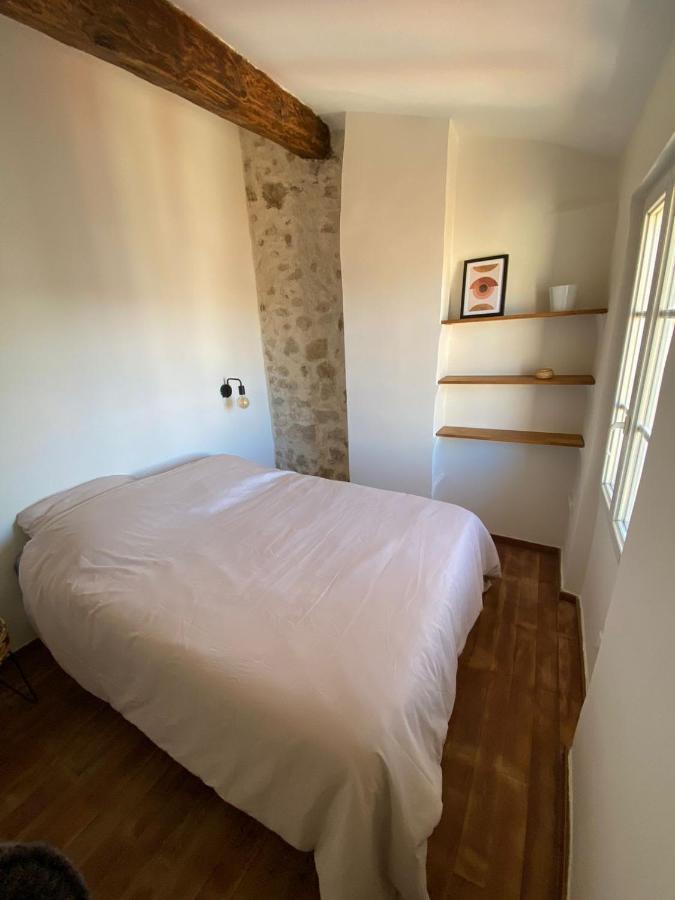 Apartment With Mediterranean Charm In The Heart Of The Provencal Market Antibes Extérieur photo