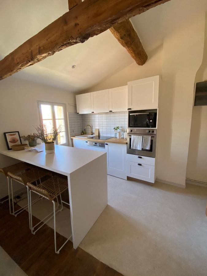 Apartment With Mediterranean Charm In The Heart Of The Provencal Market Antibes Extérieur photo